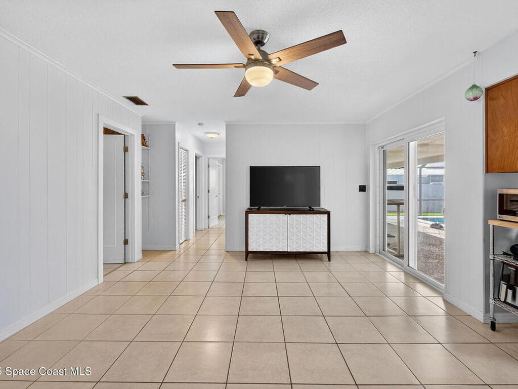 1040 Carrigan Boulevard, Merritt Island, FL 32952