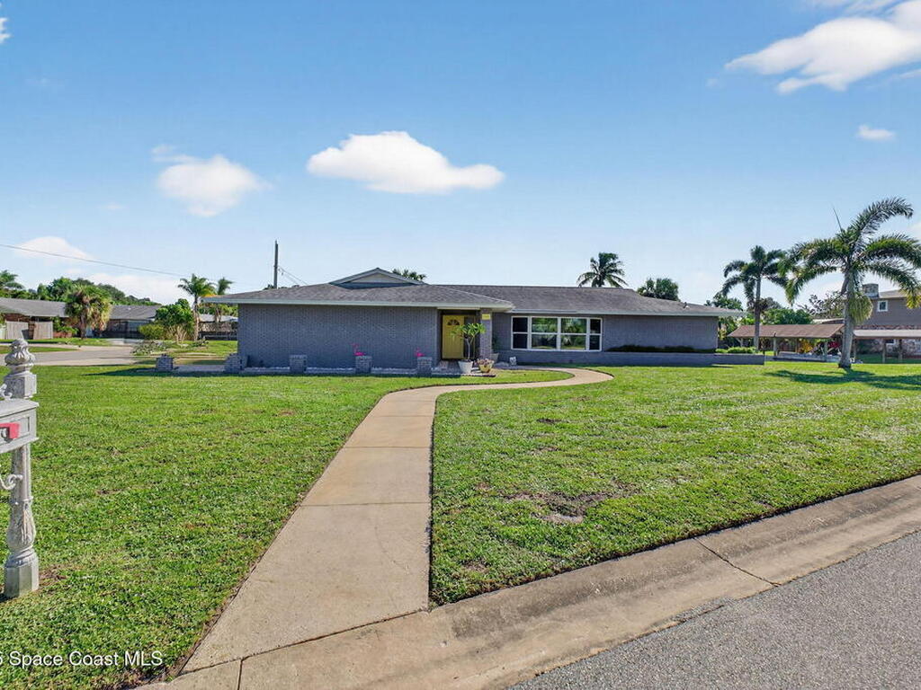 1040 Carrigan Boulevard, Merritt Island, FL 32952