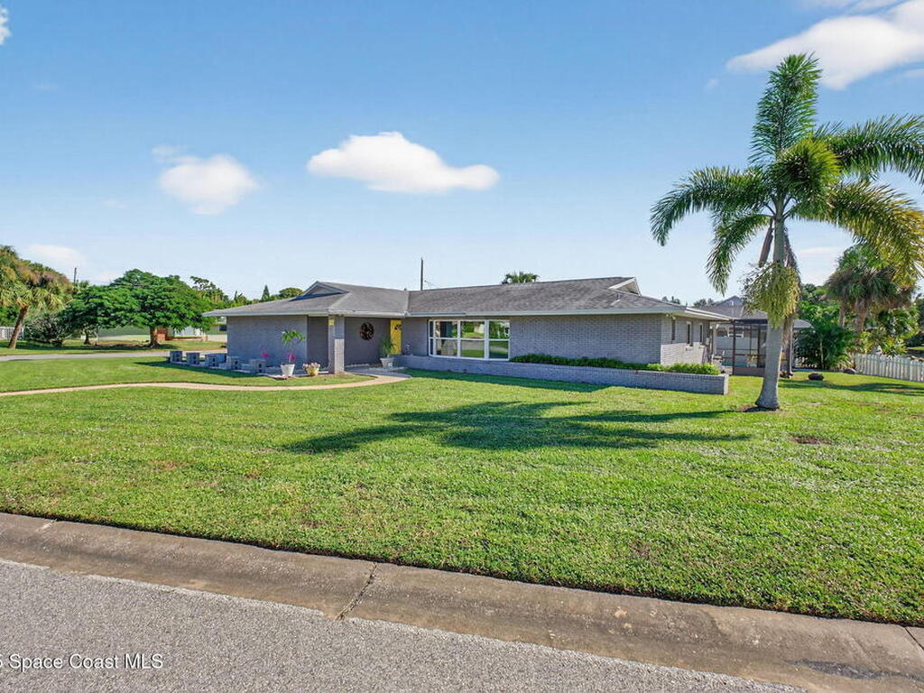 1040 Carrigan Boulevard, Merritt Island, FL 32952