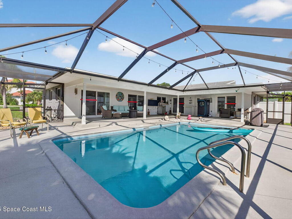 1040 Carrigan Boulevard, Merritt Island, FL 32952