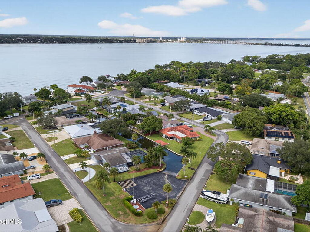 1040 Carrigan Boulevard, Merritt Island, FL 32952
