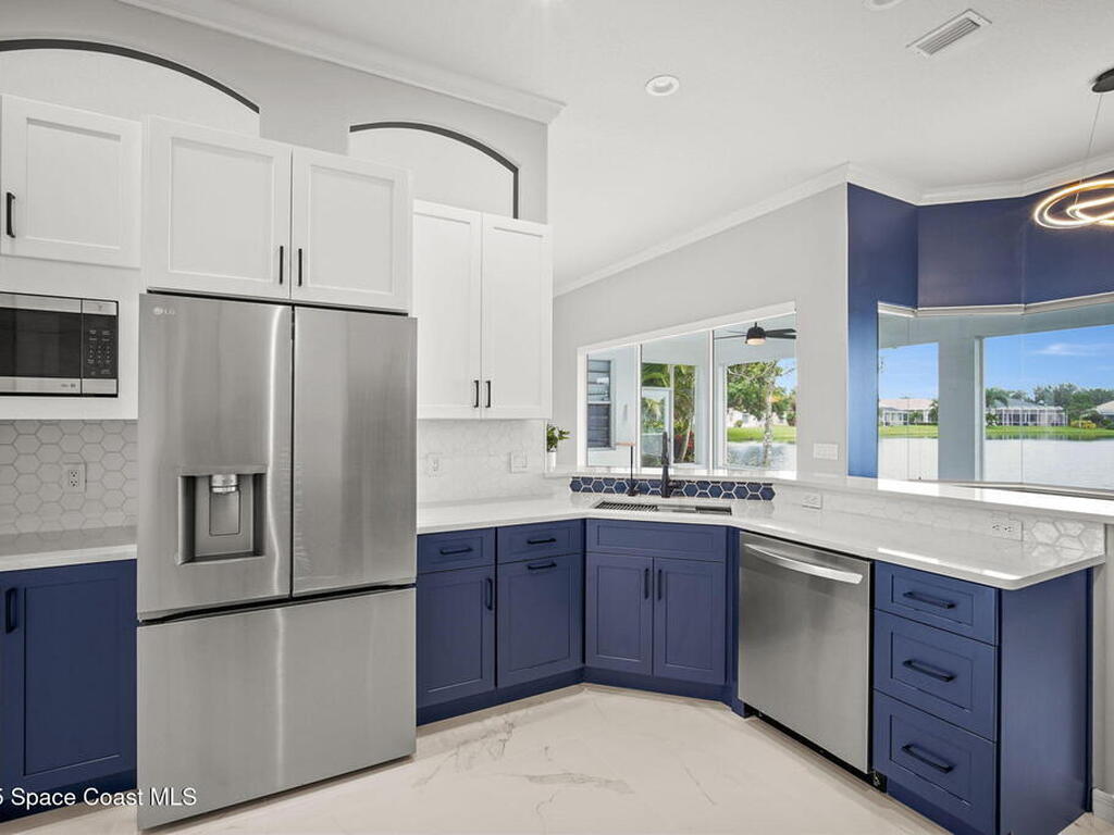 2253 Brightwood Circle, Rockledge, FL 32955