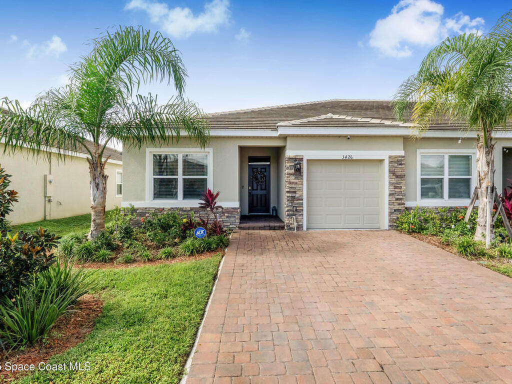 3426 Morrow Place, Mims, FL 32754