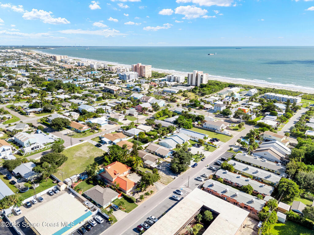 208 Cleveland Avenue, Cocoa Beach, FL 32931