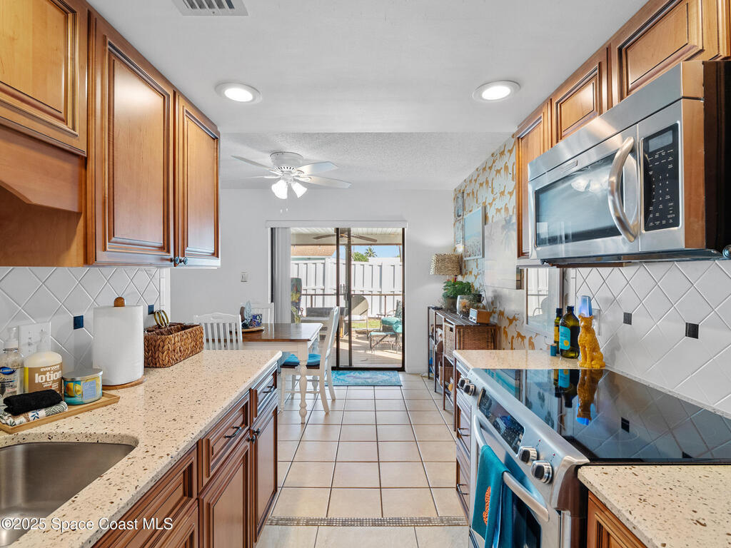 208 Cleveland Avenue, Cocoa Beach, FL 32931