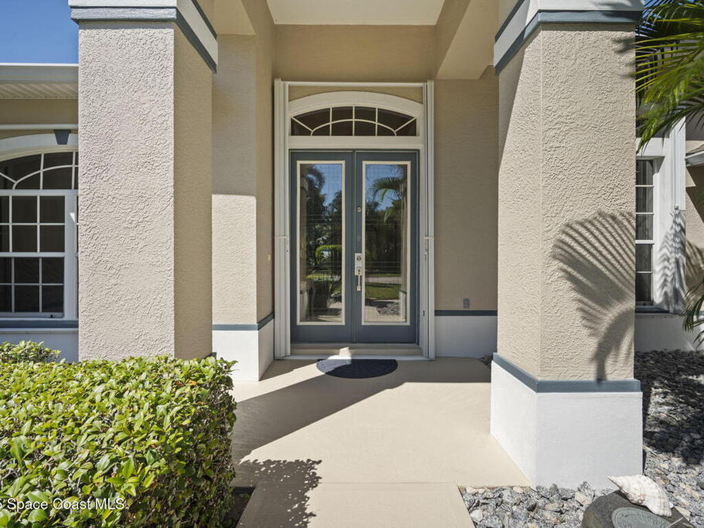 874 Woodbine Drive, Merritt Island, FL 32952