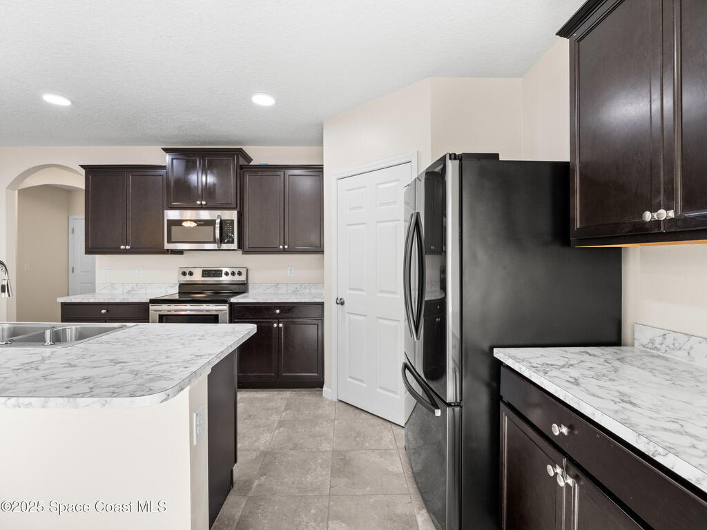 340 Forest Trace Circle, Titusville, FL 32780