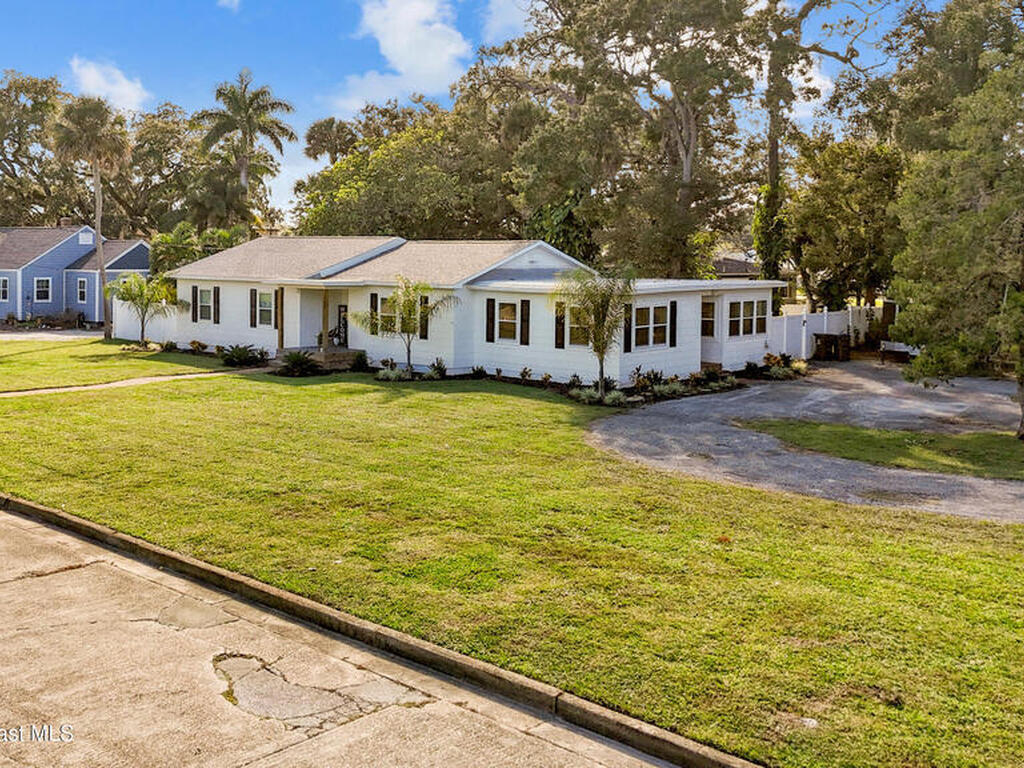 1208 Indian River Avenue, Titusville, FL 32780
