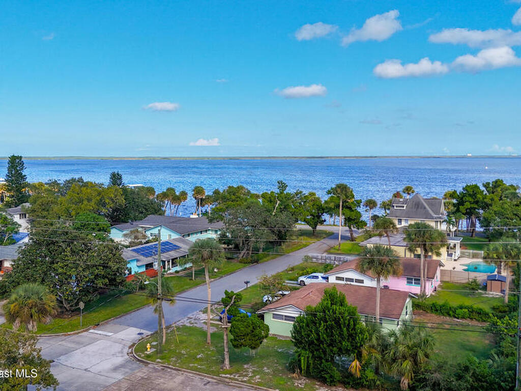 1208 Indian River Avenue, Titusville, FL 32780