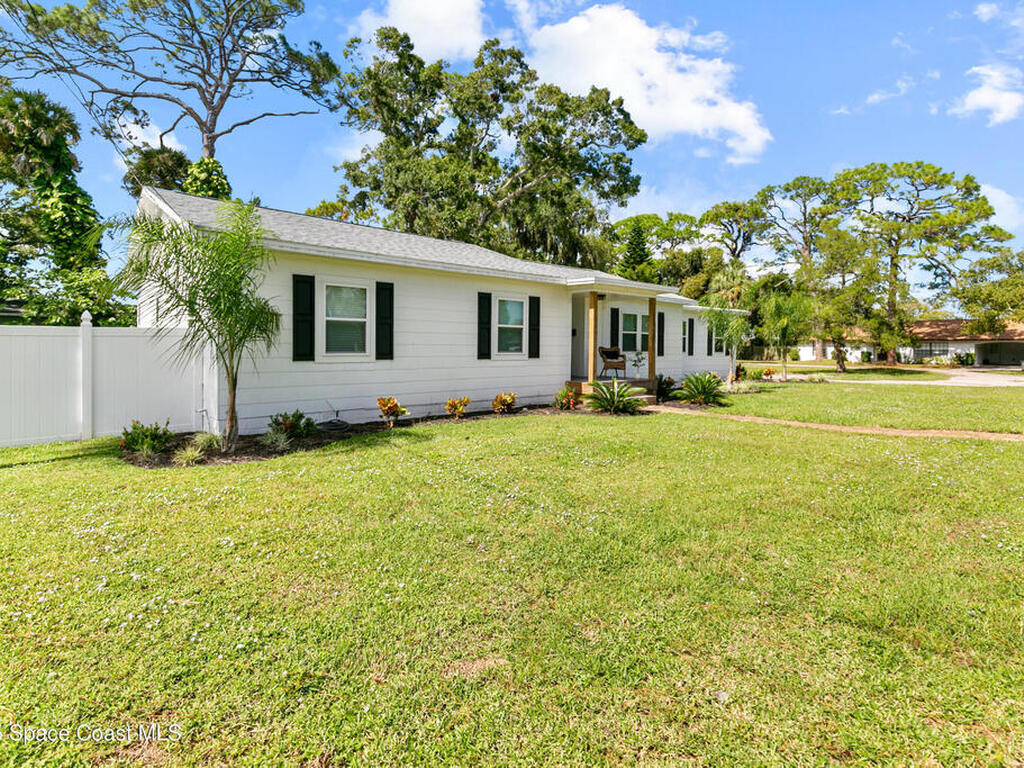 1208 Indian River Avenue, Titusville, FL 32780