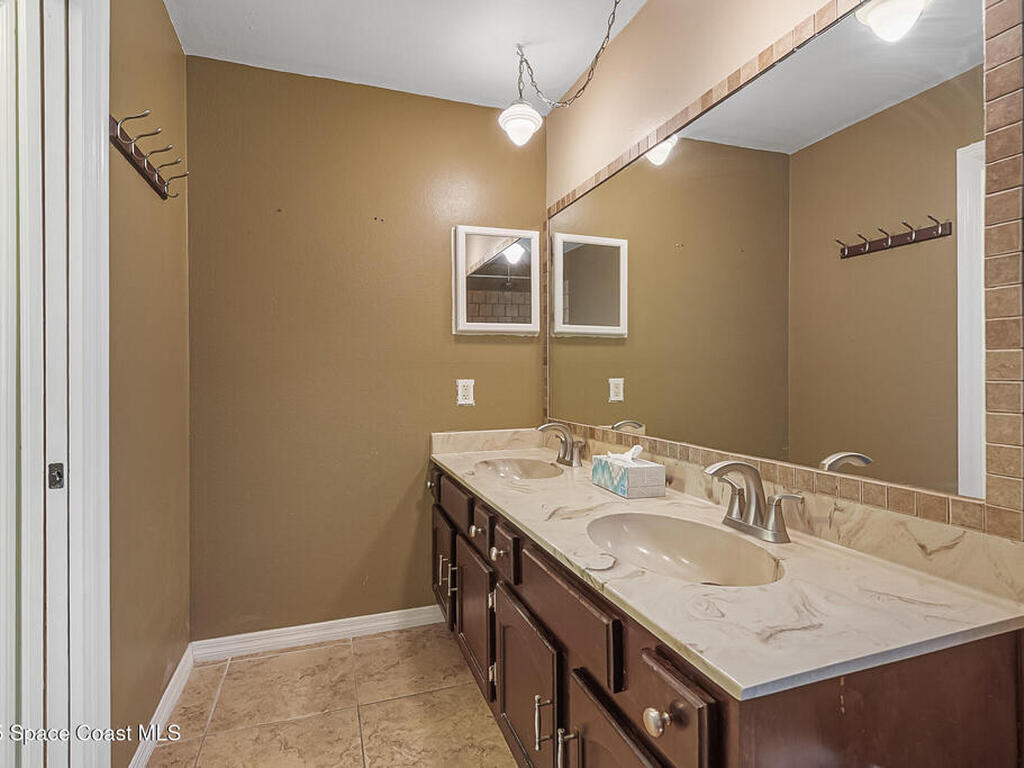 550 Temple Street, Satellite Beach, FL 32937