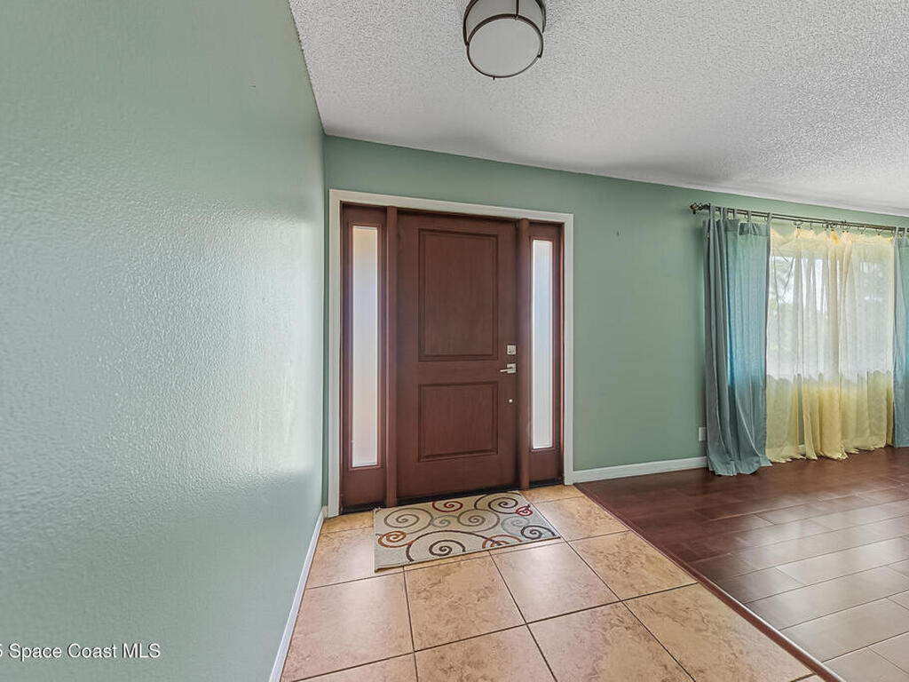 550 Temple Street, Satellite Beach, FL 32937