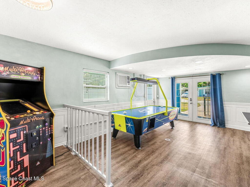 424 Jefferson Avenue, Cape Canaveral, FL 32920