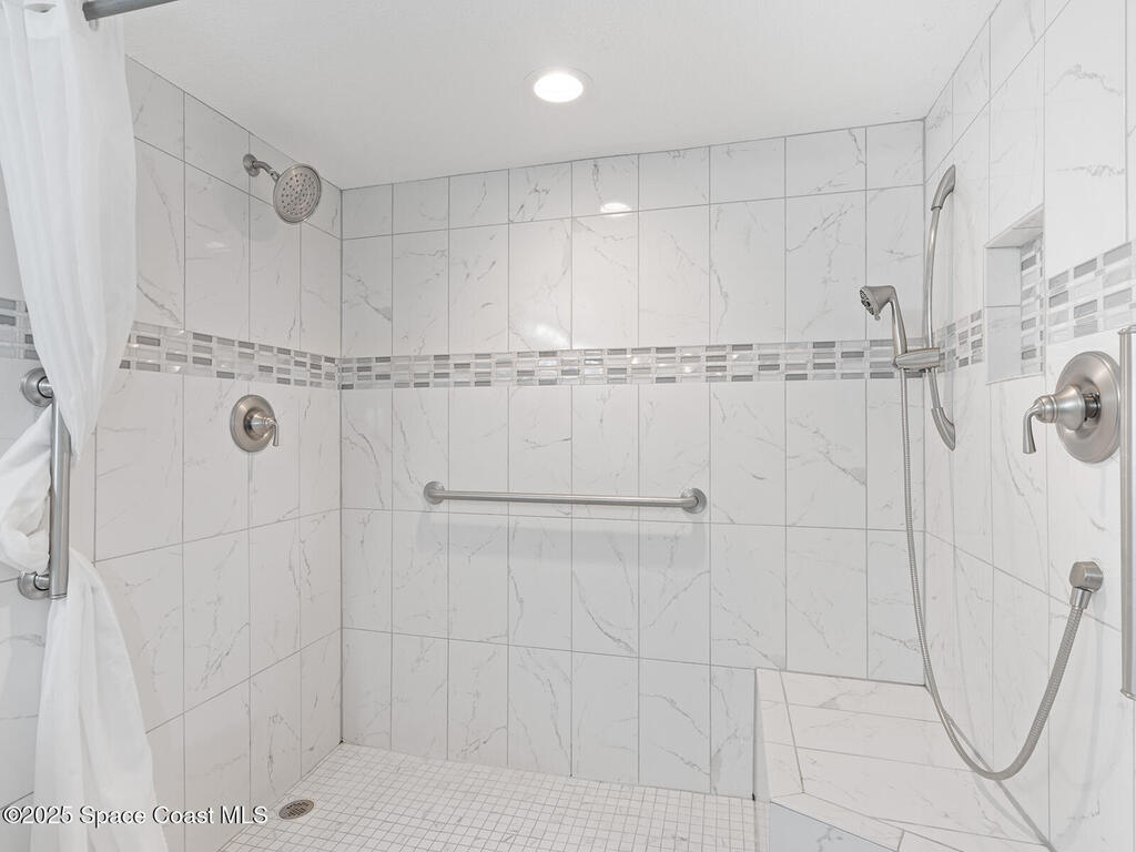 650 N Atlantic Avenue, Cocoa Beach, FL 32931