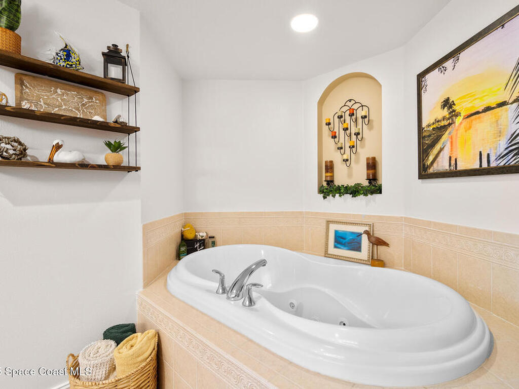 15 N Indian River Drive, Cocoa, FL 32922