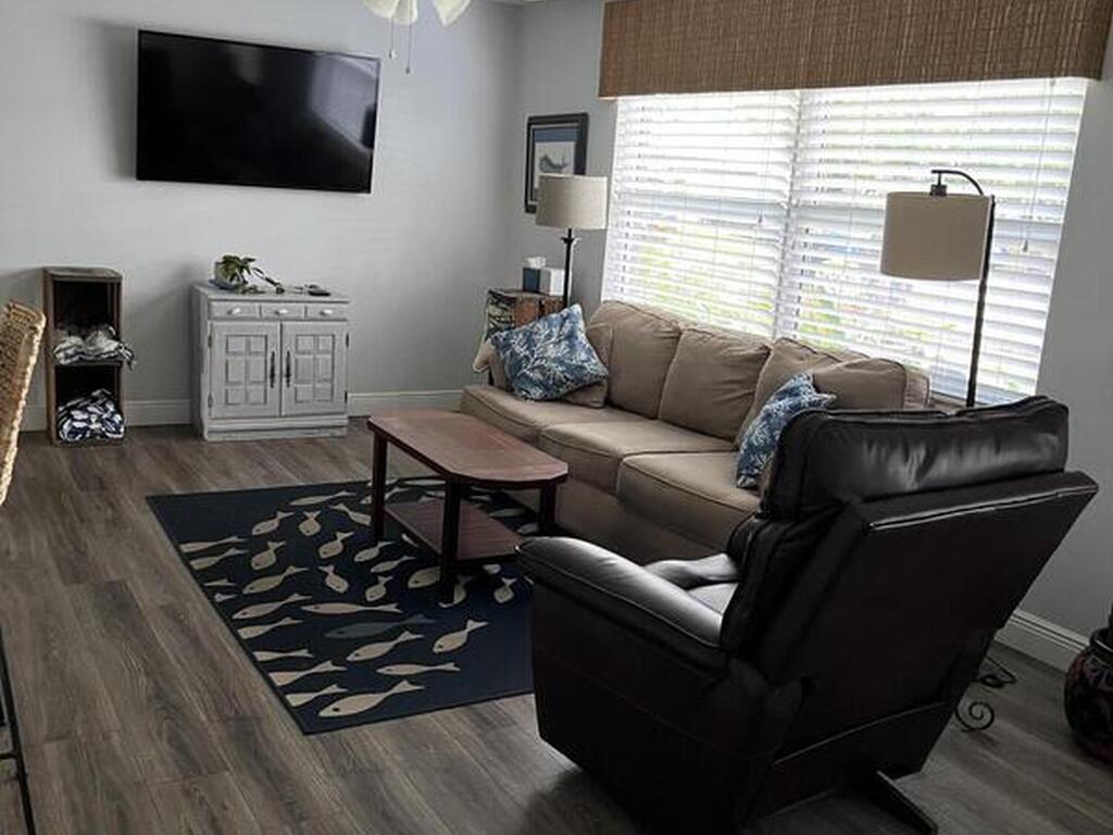 821 Hanover Court, Rockledge, FL 32955