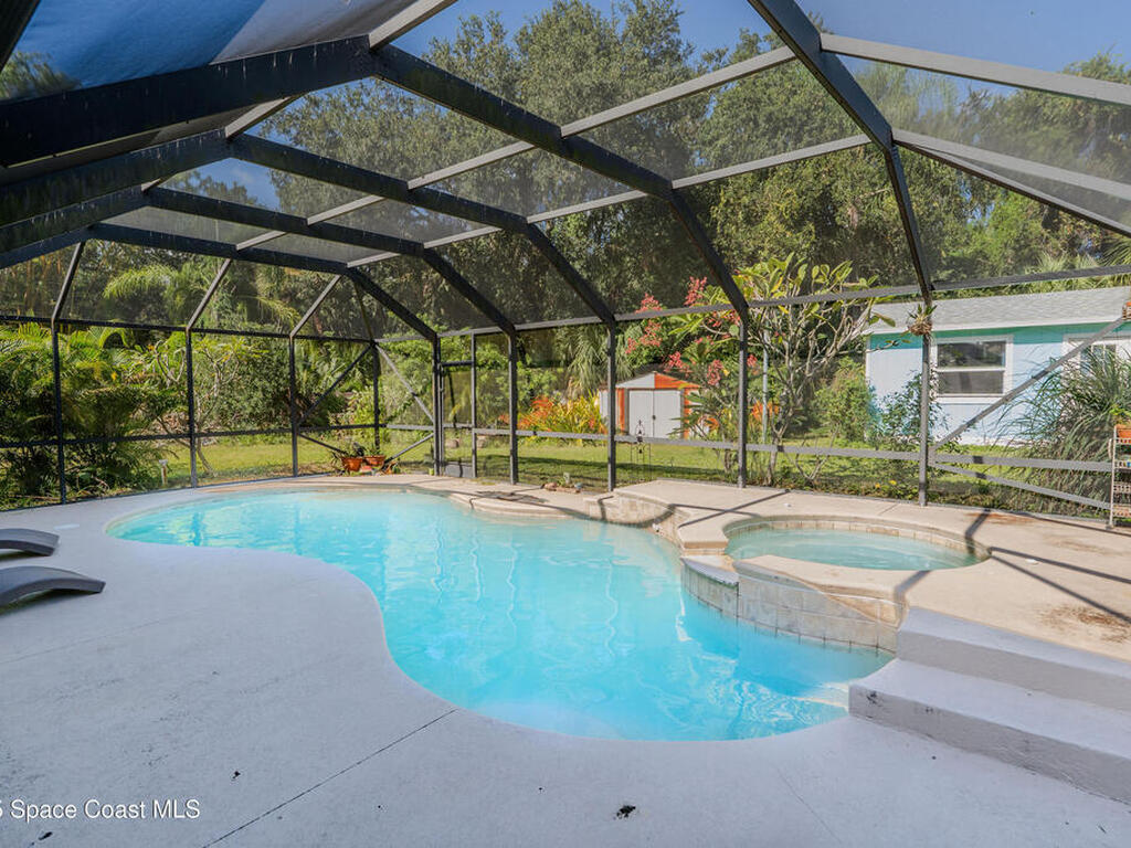 1250 Cimarron Circle, Palm Bay, FL 32905