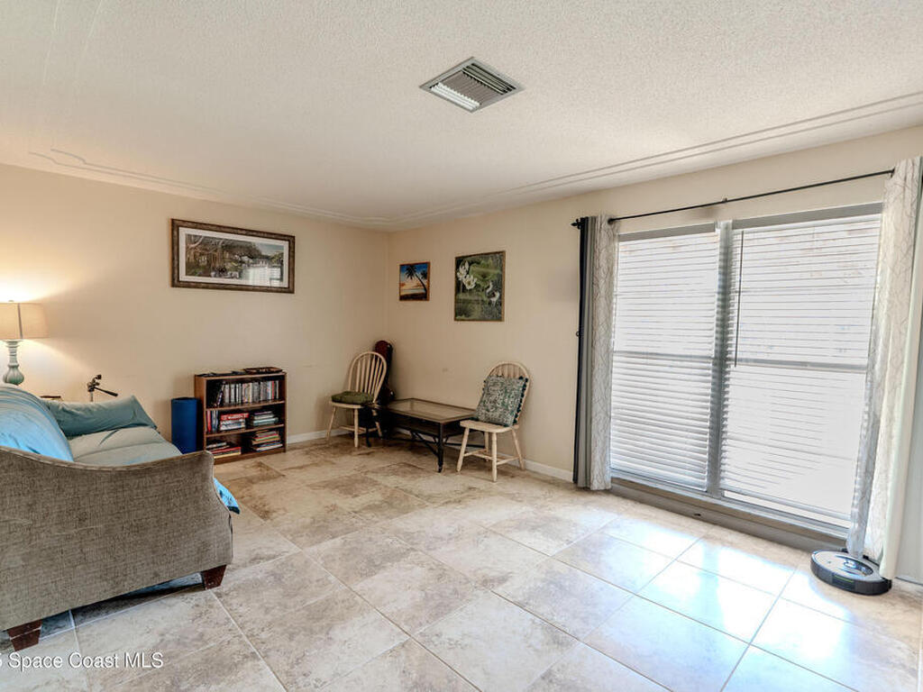 1250 Cimarron Circle, Palm Bay, FL 32905