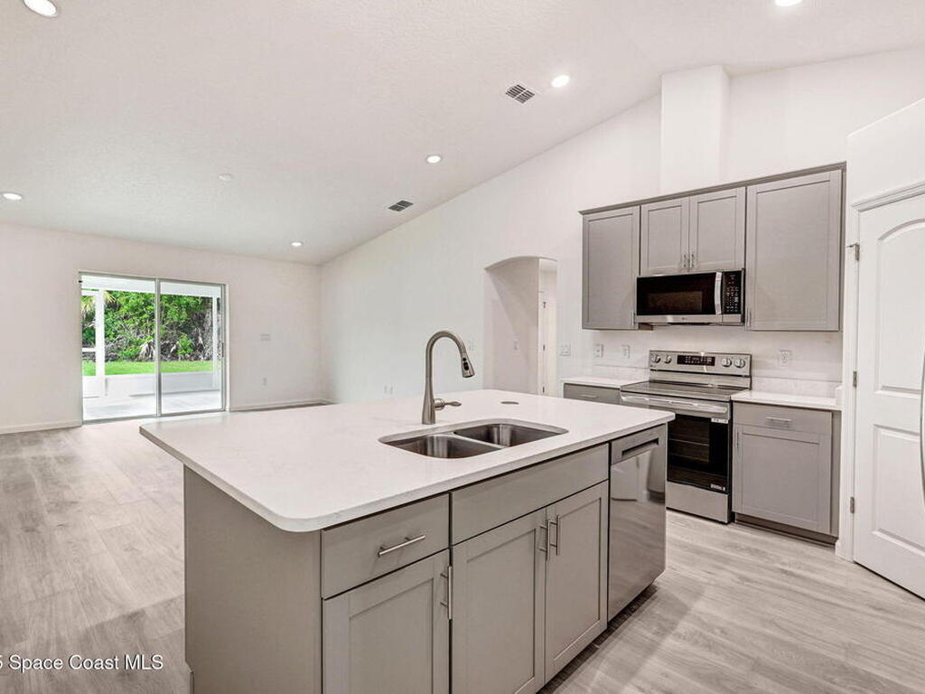 2788 Lakatos Avenue, Palm Bay, FL 32908