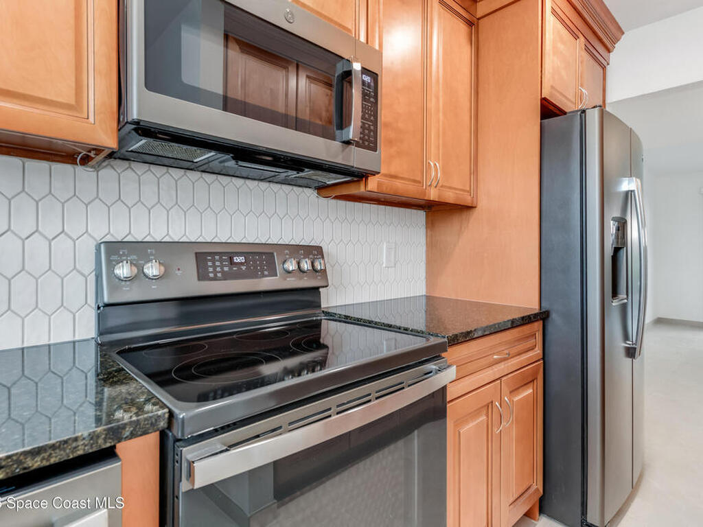 2200 S Palmetto Avenue, South Daytona, FL 32119