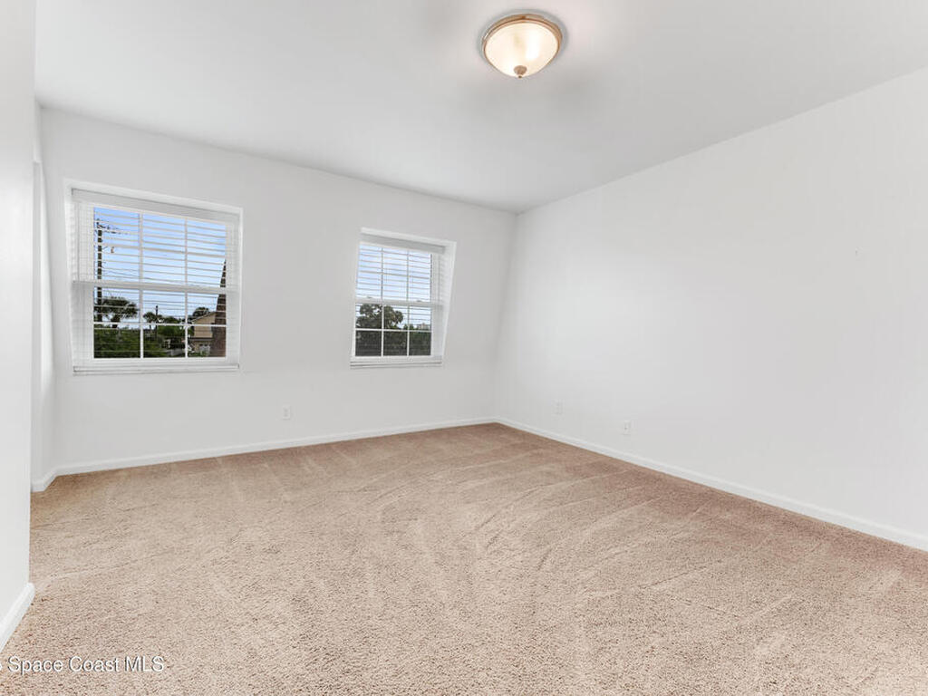 2200 S Palmetto Avenue, South Daytona, FL 32119