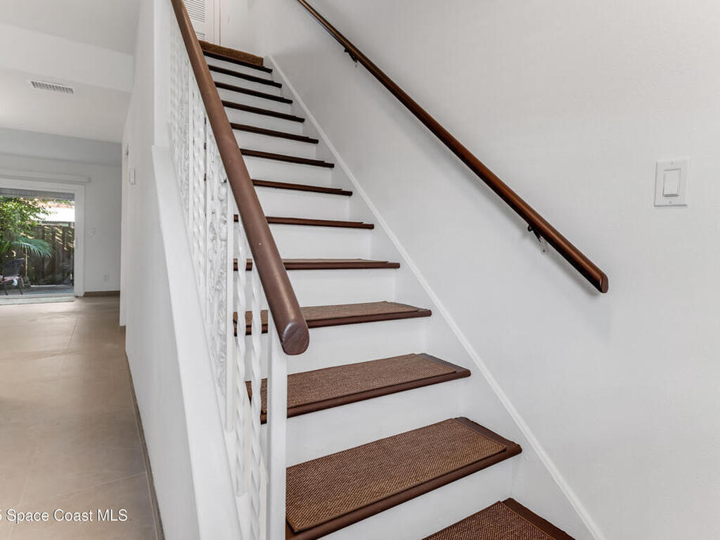 2200 S Palmetto Avenue, South Daytona, FL 32119