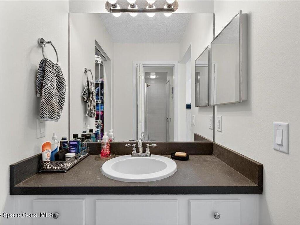 1924 Westminster Circle, Vero Beach, FL 32966