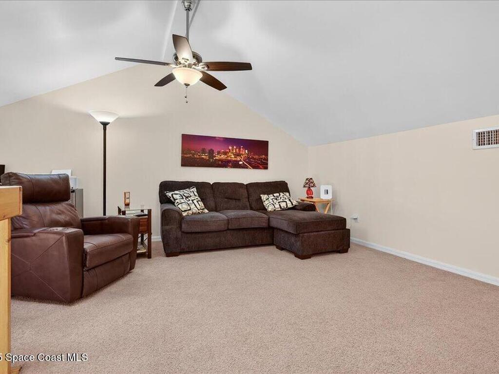 1924 Westminster Circle, Vero Beach, FL 32966