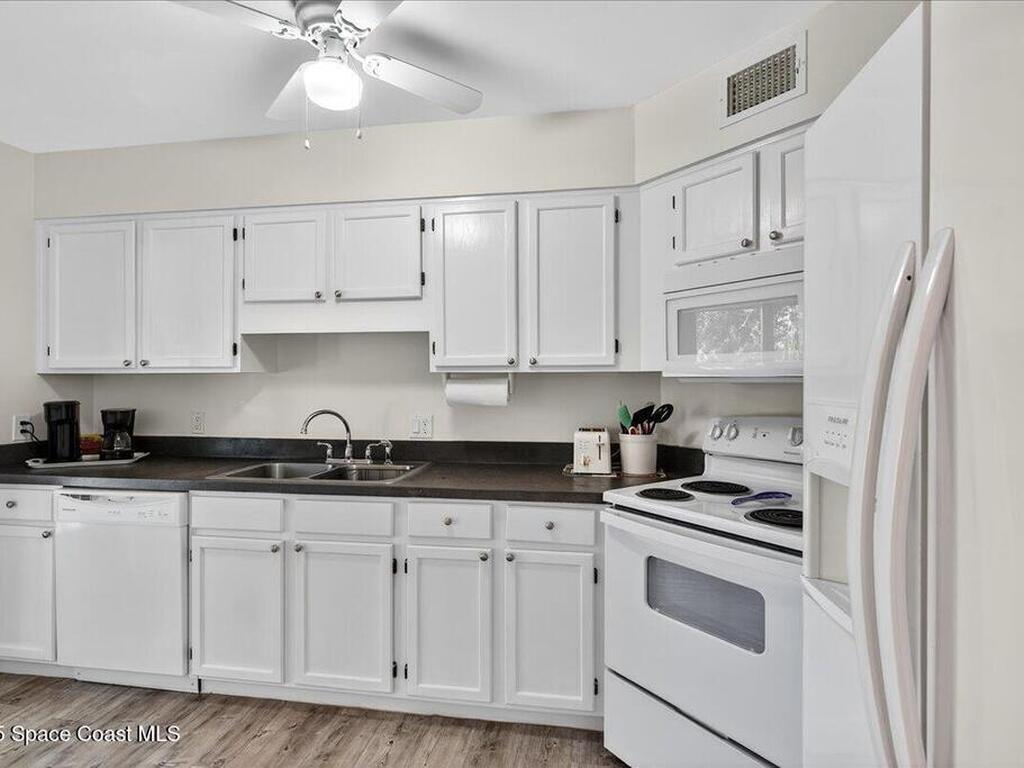 1924 Westminster Circle, Vero Beach, FL 32966