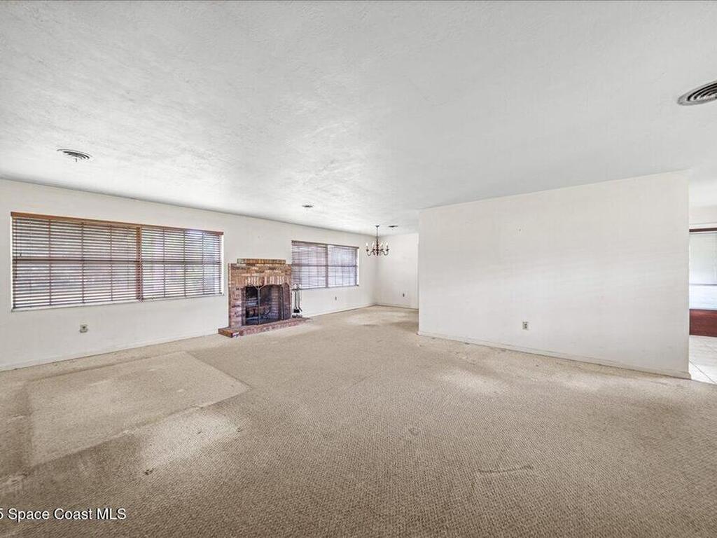 2300 Brandywine Lane, Melbourne, FL 32904