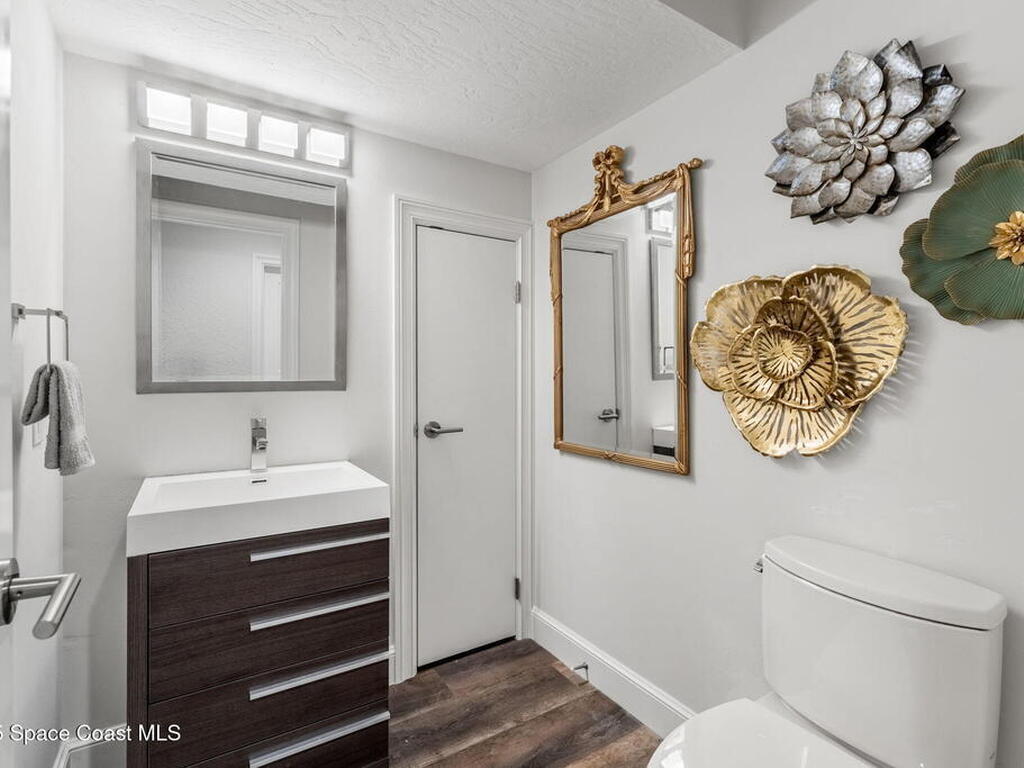 8535 S Tropical Trail, Merritt Island, FL 32952