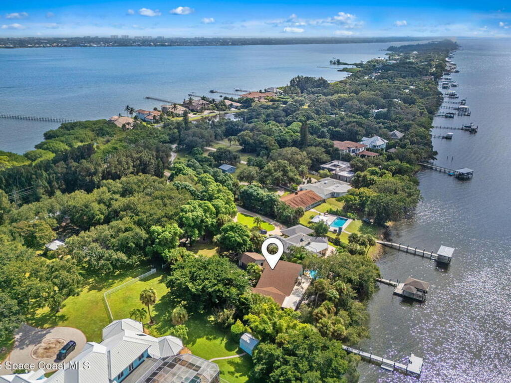 8535 S Tropical Trail, Merritt Island, FL 32952