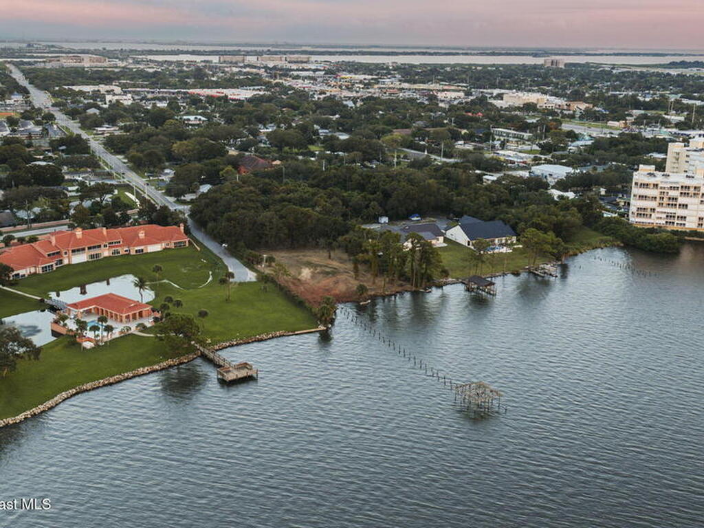 Merritt Avenue, Merritt Island, FL 32953