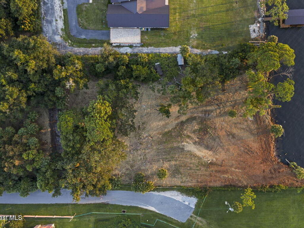 Merritt Avenue, Merritt Island, FL 32953