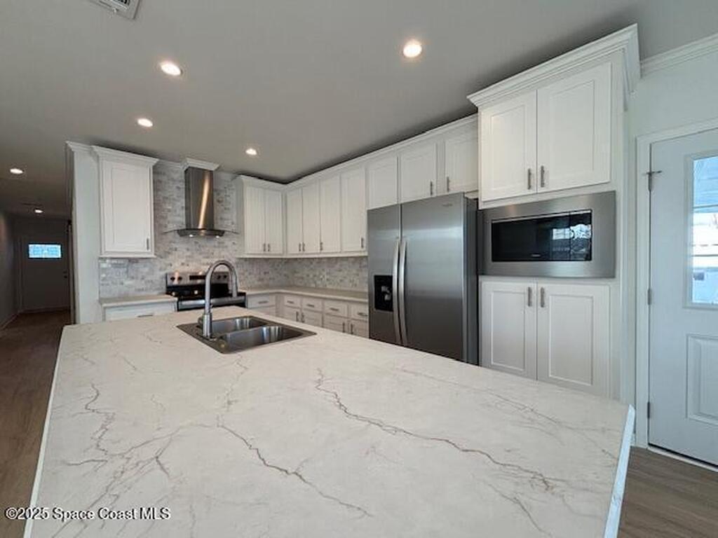 723 Hyacinth Circle, Barefoot Bay, FL 32976