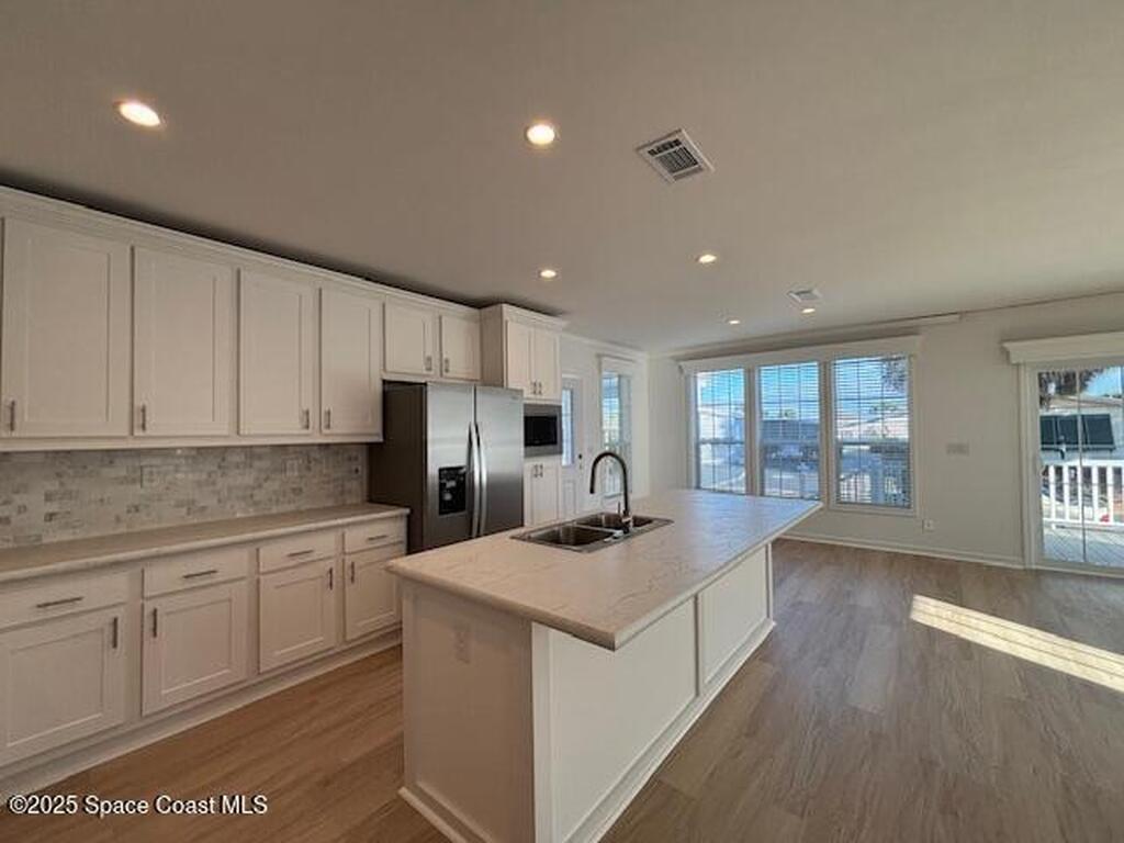 723 Hyacinth Circle, Barefoot Bay, FL 32976