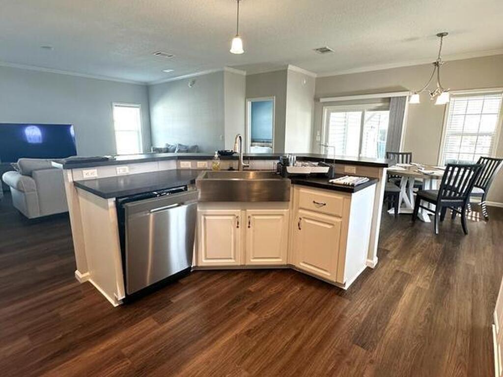 919 Vireo Drive, Barefoot Bay, FL 32976