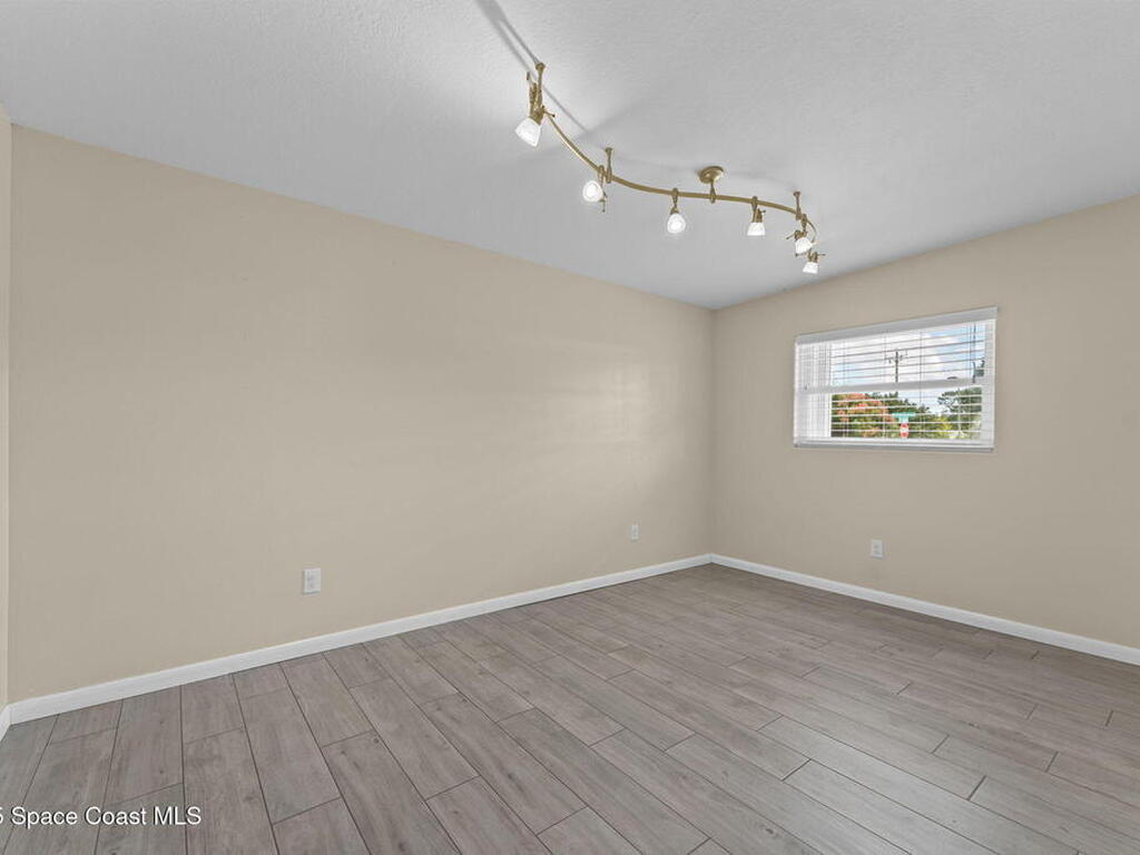 676 Cheyenne Avenue, Melbourne, FL 32935