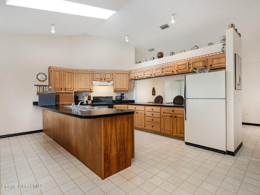 2080 Atz Road, Malabar, FL 32950