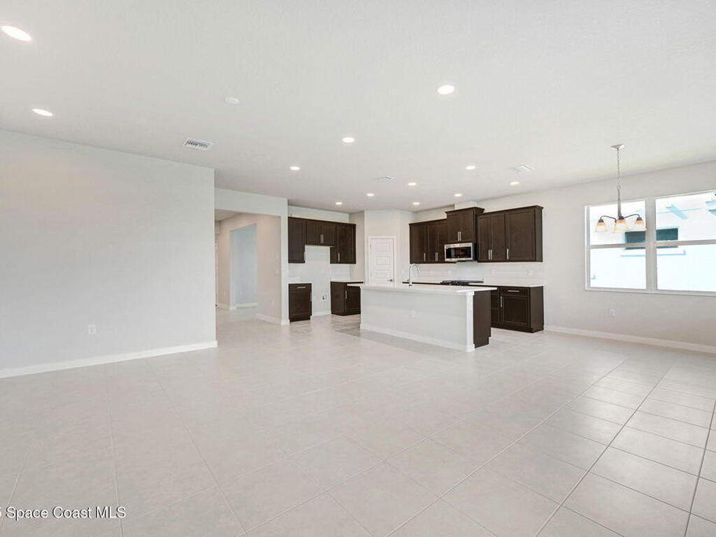 2792 Burnham Lane, Melbourne, FL 32940