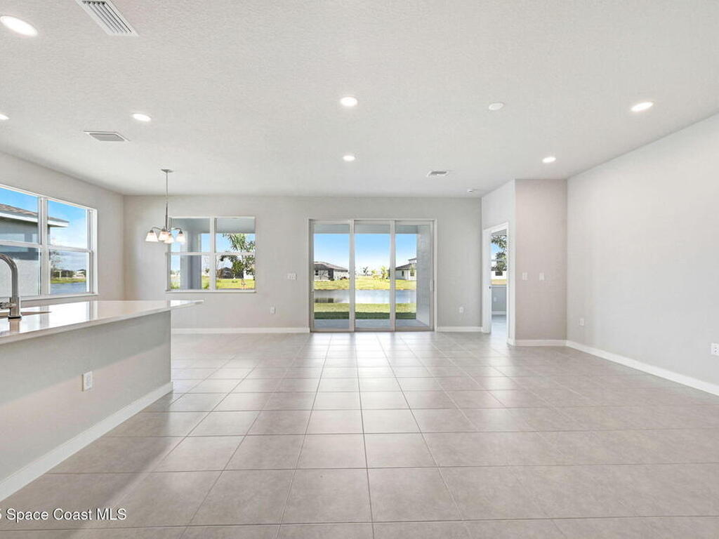 2792 Burnham Lane, Melbourne, FL 32940