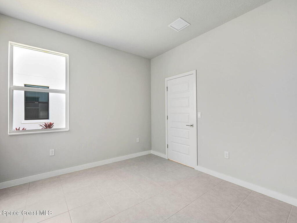 2792 Burnham Lane, Melbourne, FL 32940