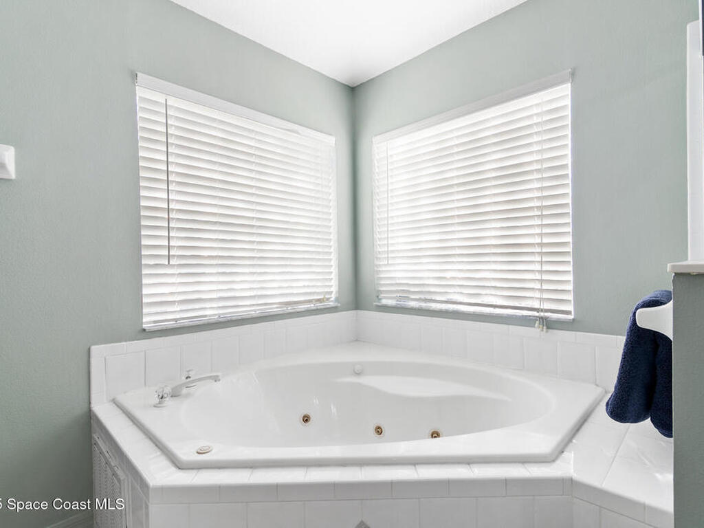 1422 Keys Gate Drive, Melbourne, FL 32940