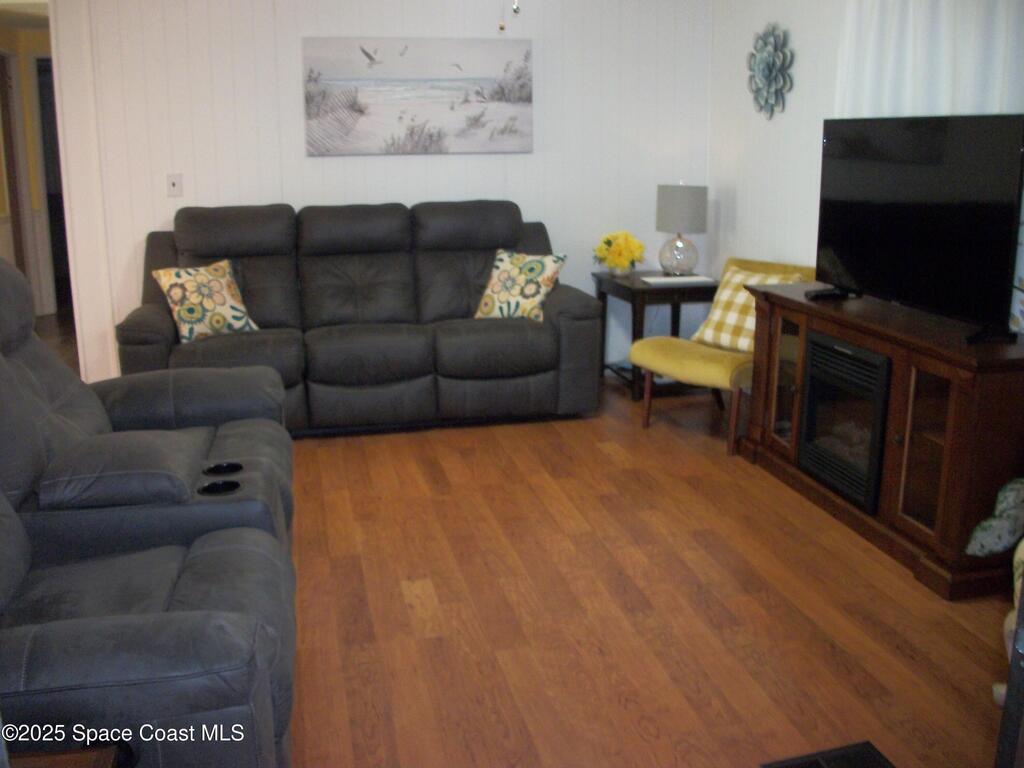 1972 Mango Street, Palm Bay, FL 32905