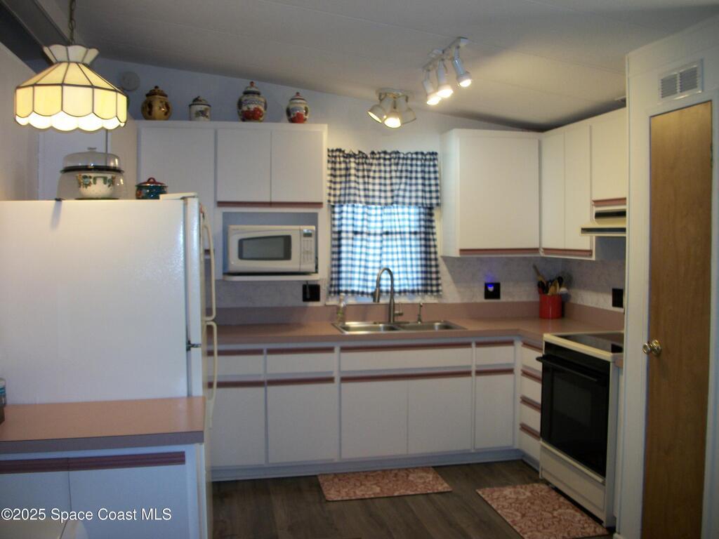 1972 Mango Street, Palm Bay, FL 32905