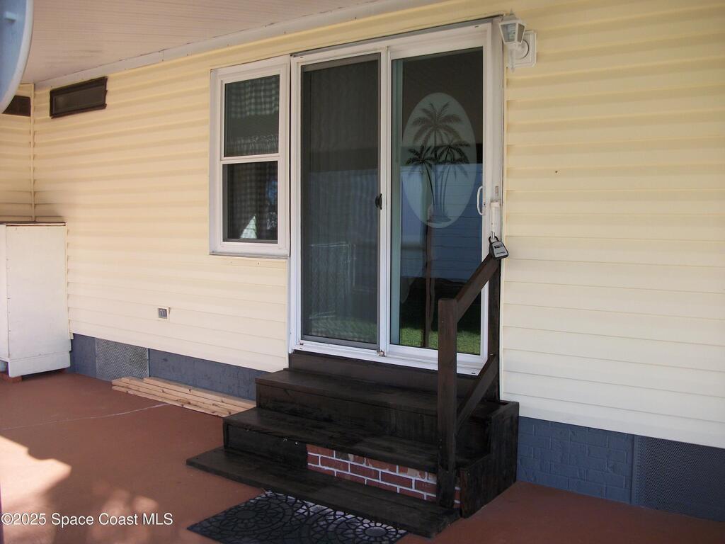 1972 Mango Street, Palm Bay, FL 32905