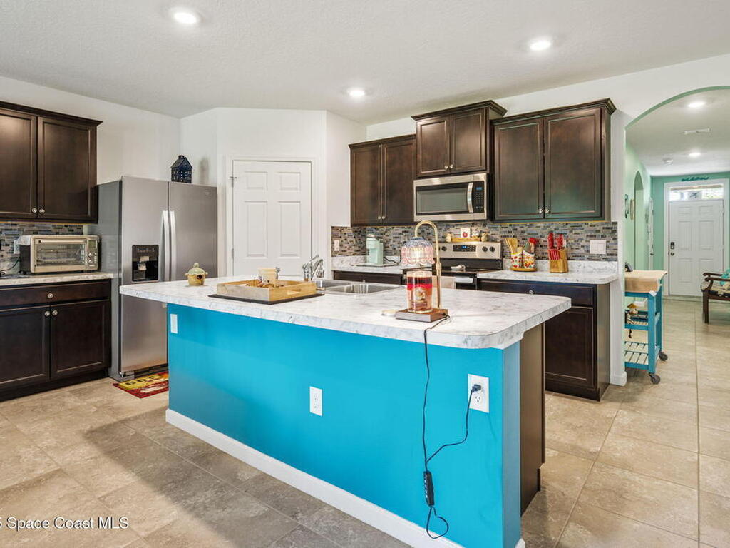 1263 Lamplighter Drive, Palm Bay, FL 32907