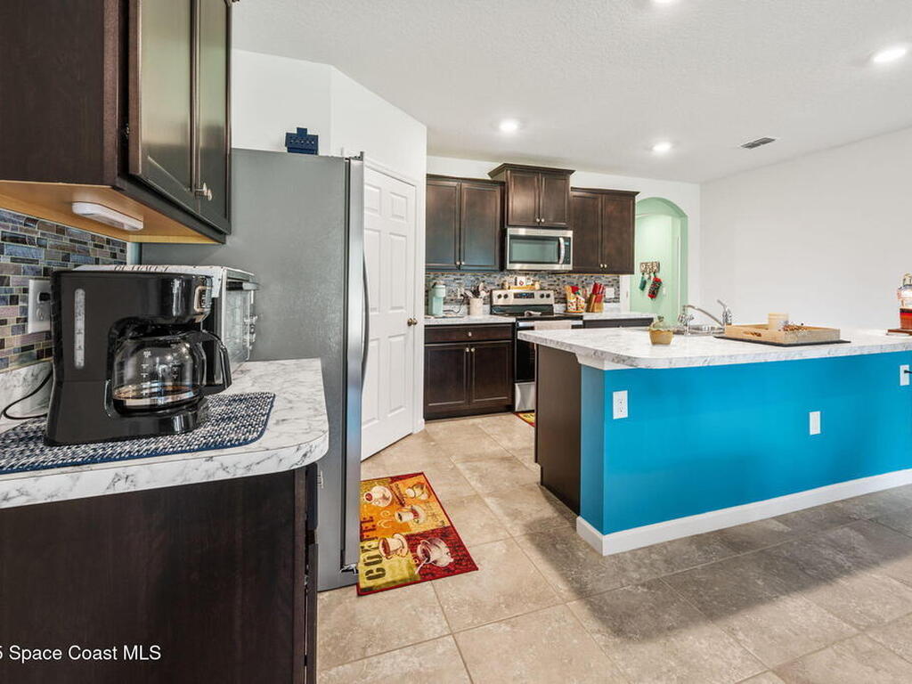 1263 Lamplighter Drive, Palm Bay, FL 32907