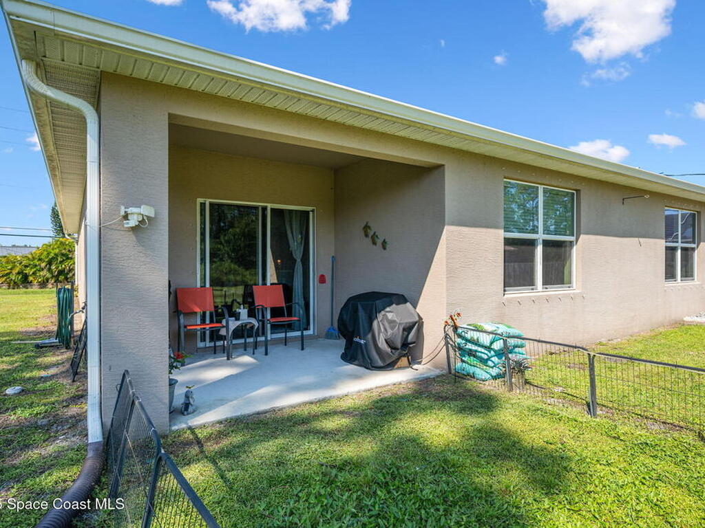 1263 Lamplighter Drive, Palm Bay, FL 32907