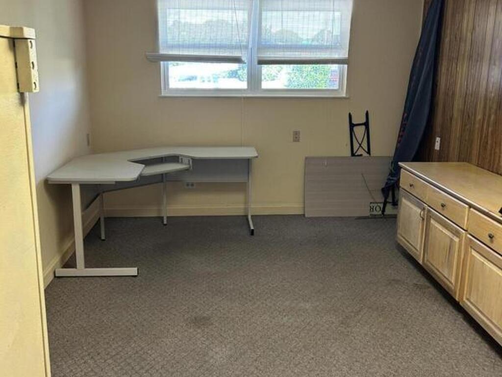 100 S S. Wimbrow Drive, Sebastian, FL 32958